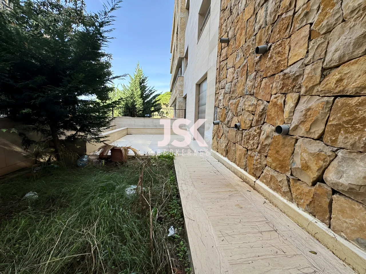 Apartment for Rent in Broummana