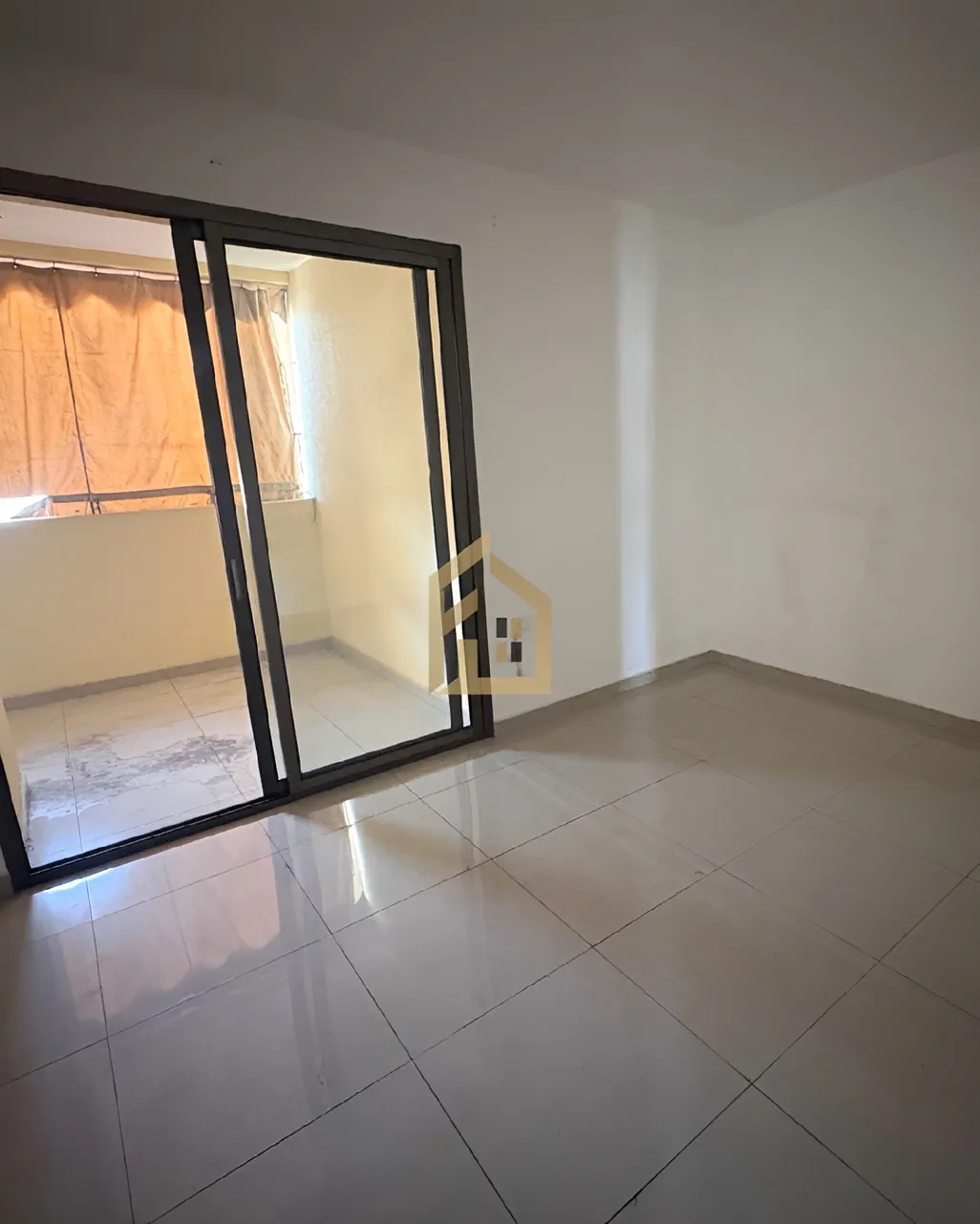 Apartment for sale in Salim Salam, Bayrut, Lebanon