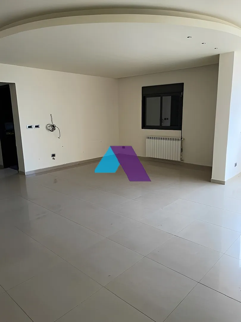 Apartment for Sale in Aaoukar - 4 bed, 3 bath
