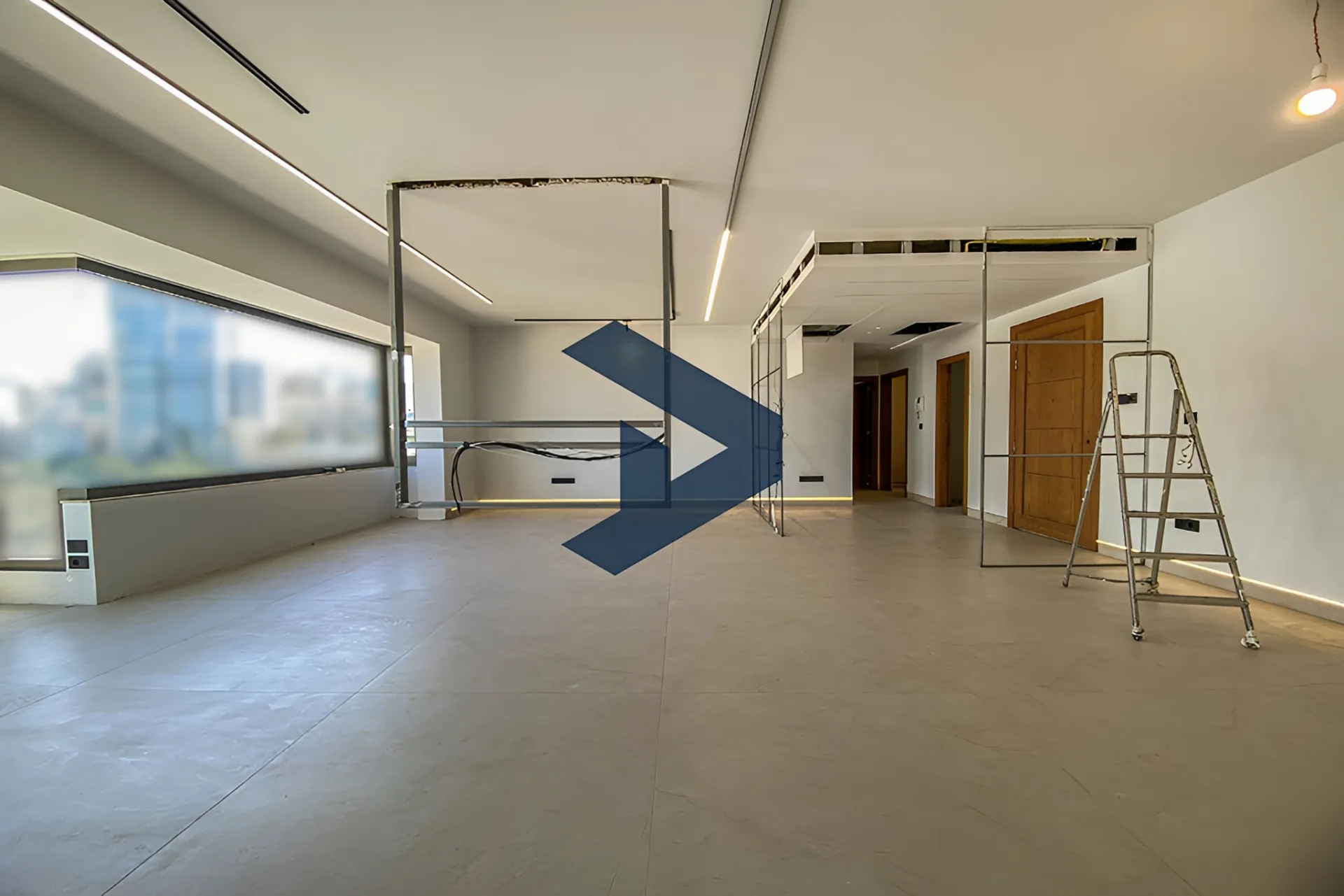 Apartment for sale in Ain el-Mreisseh, Beirut, Lebanon