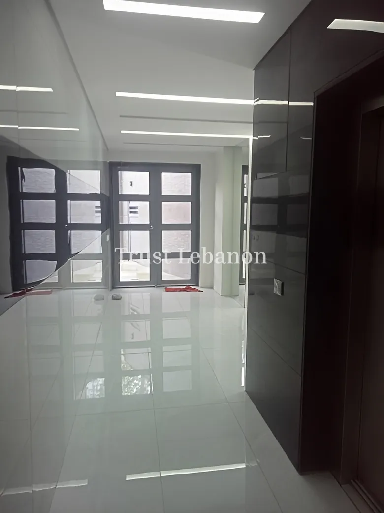 Office for rent in Hadath, Lebanon