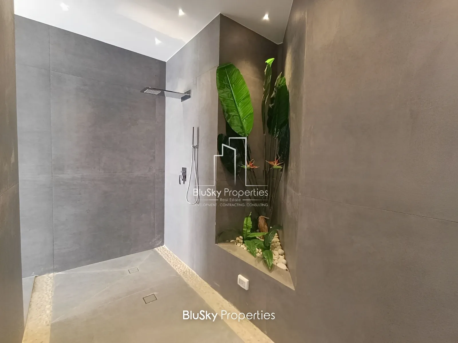 Apartment for Sale in Blat