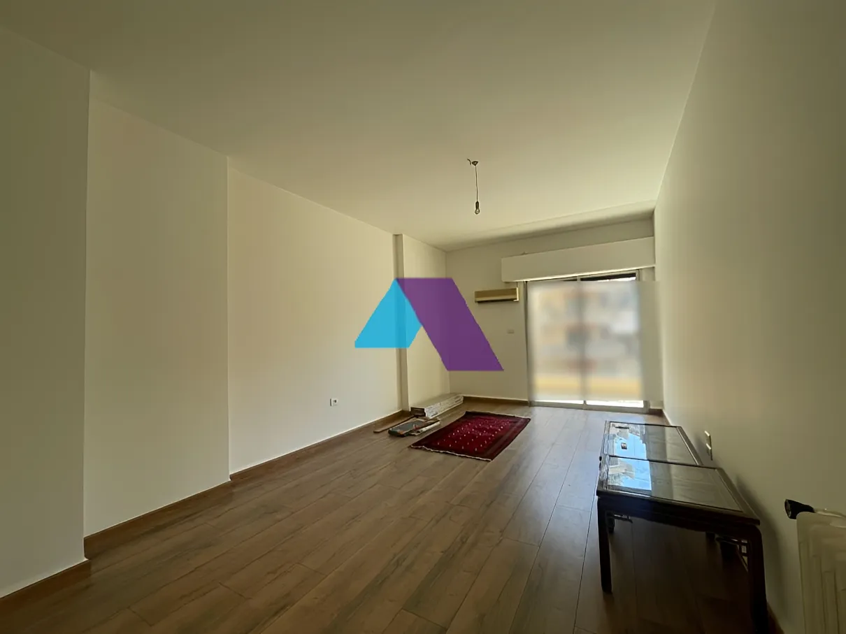 Apartment for Sale in Achrafieh - 4 bed, 4 bath