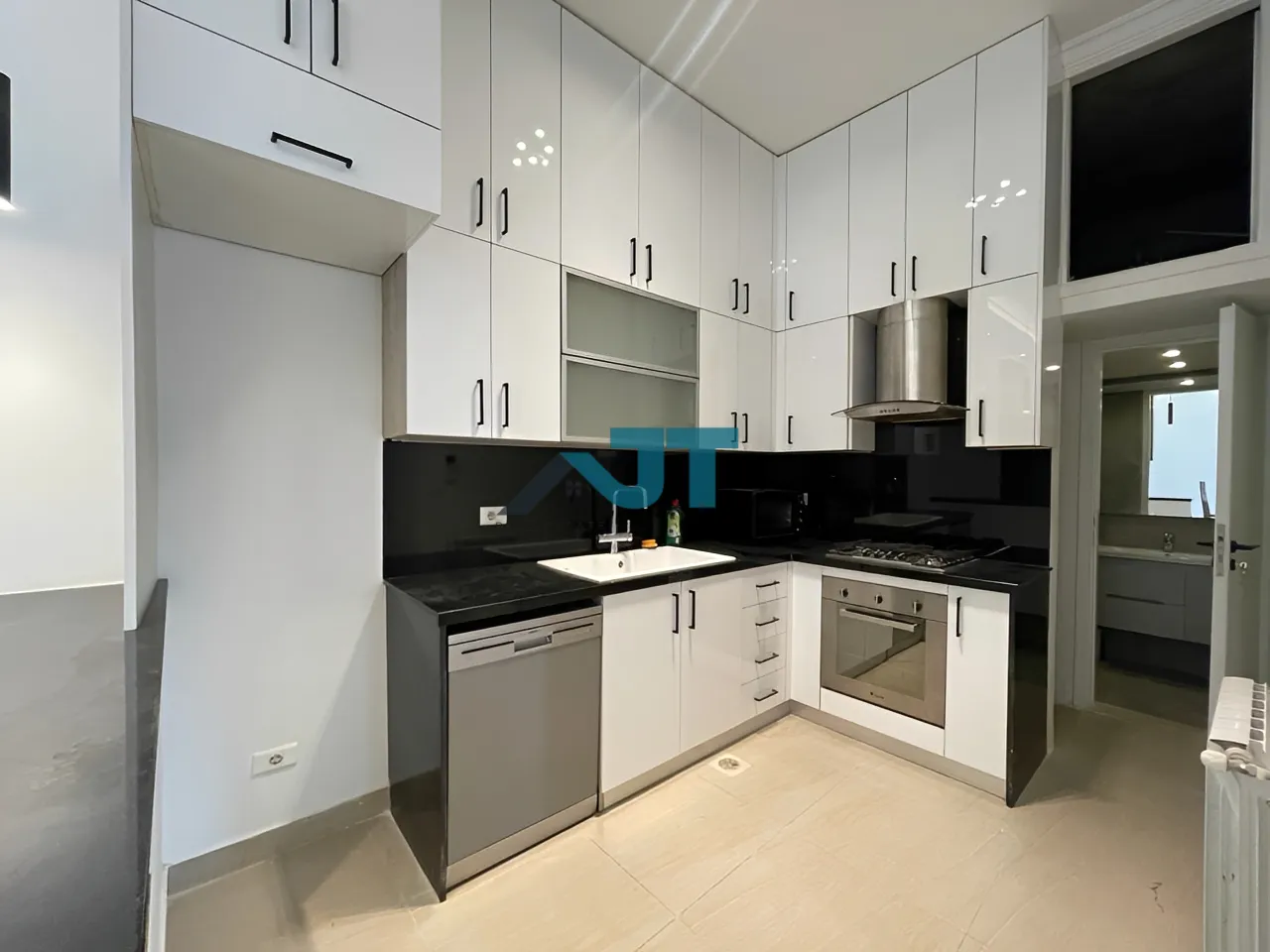 Apartment for sale in Mtayleb