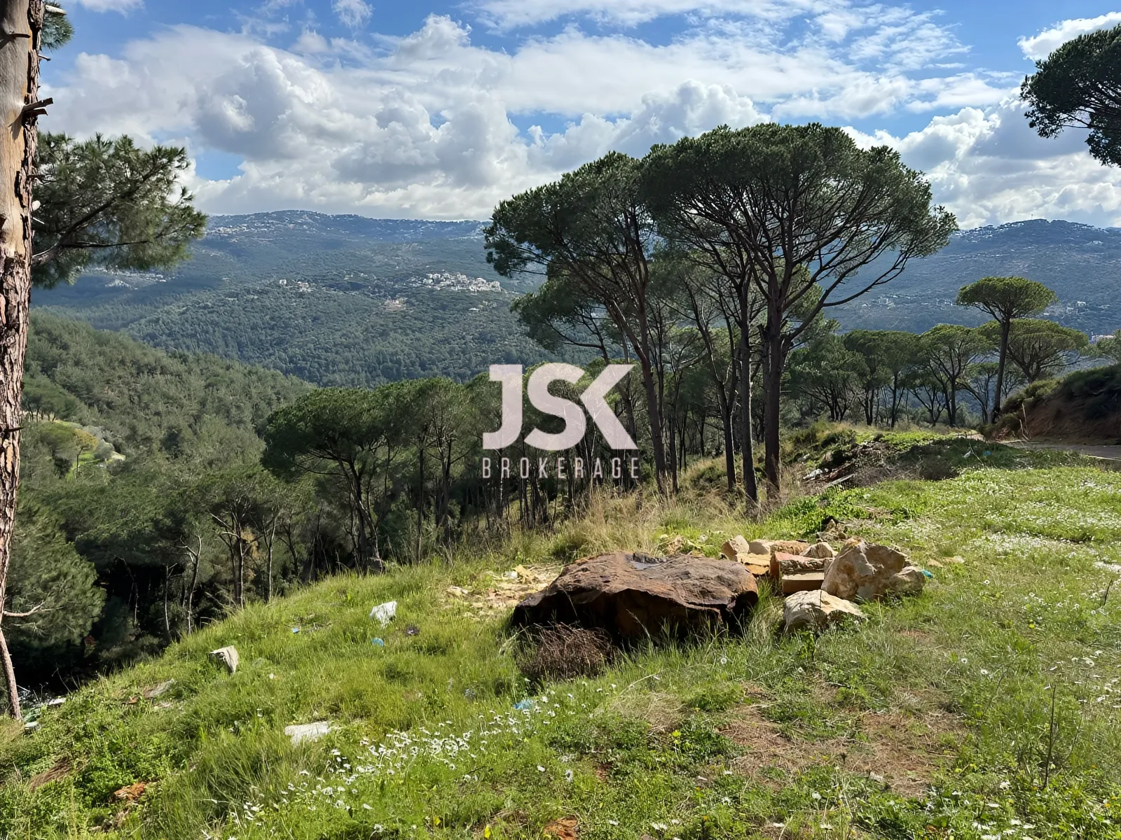 Land for Sale in Broummana