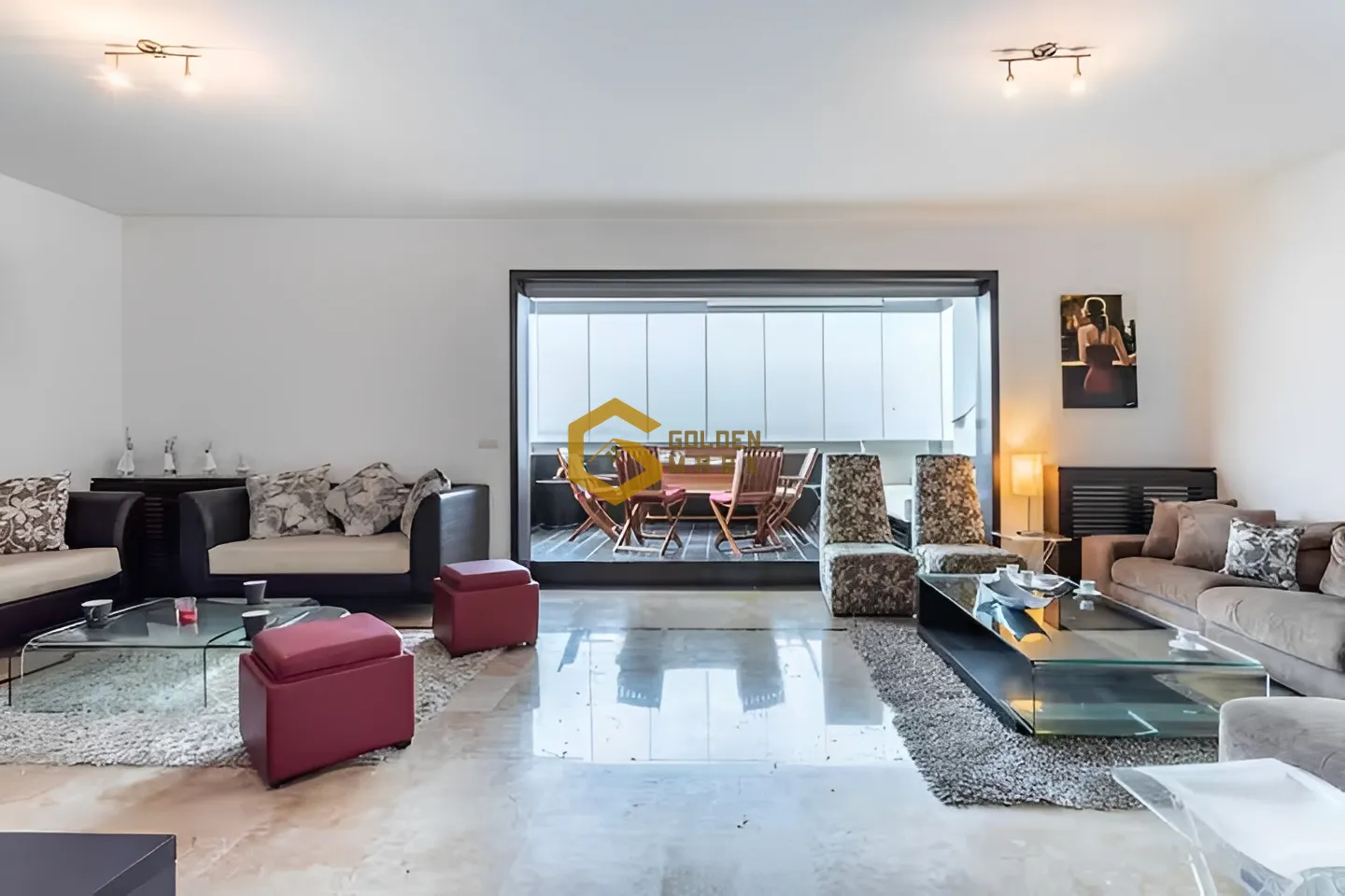 Apartment for Rent in Achrafieh, Beirut - 3 bed, 2 bath