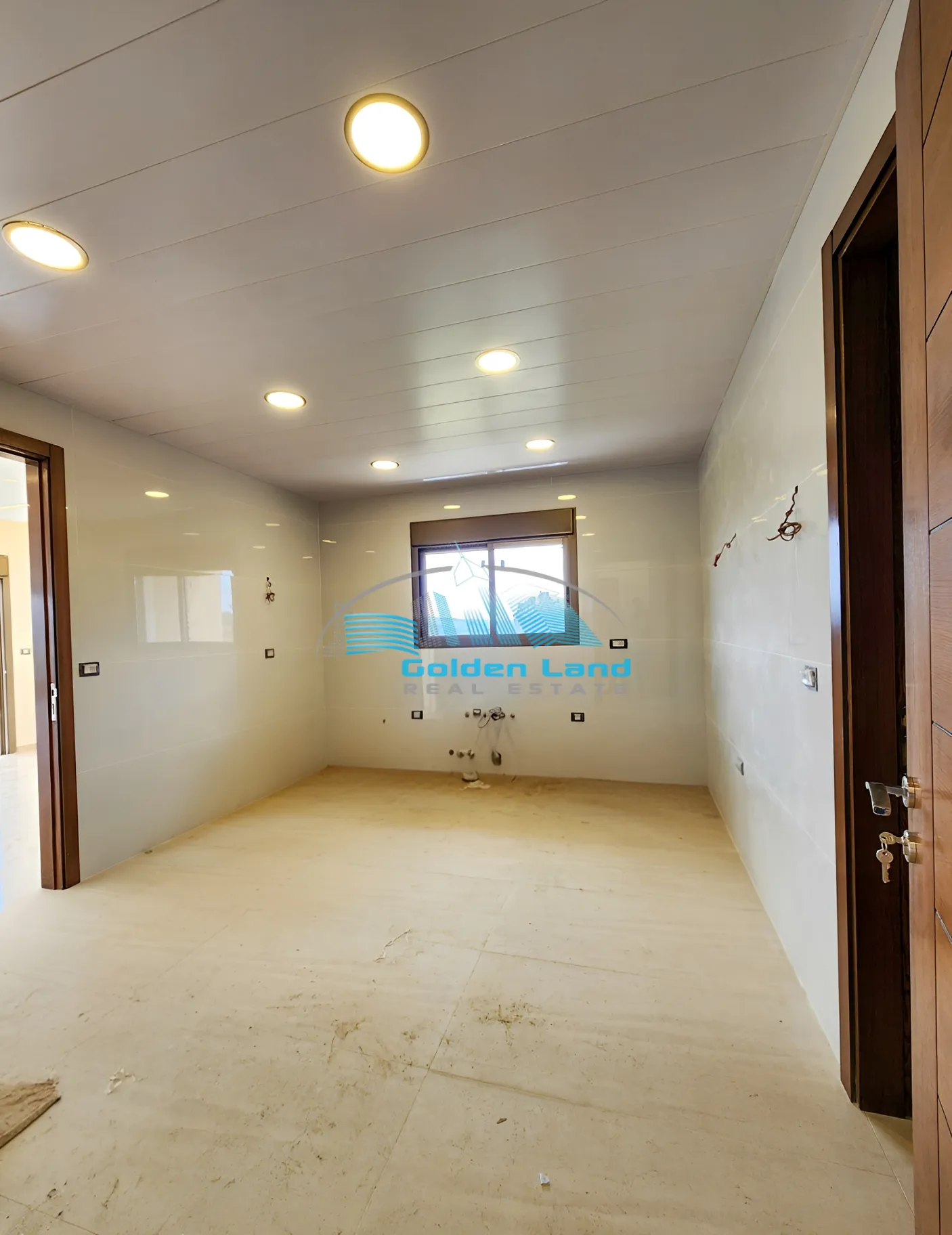 Apartment for sale in Broummana, Lebanon - 3 bed, 5 bath