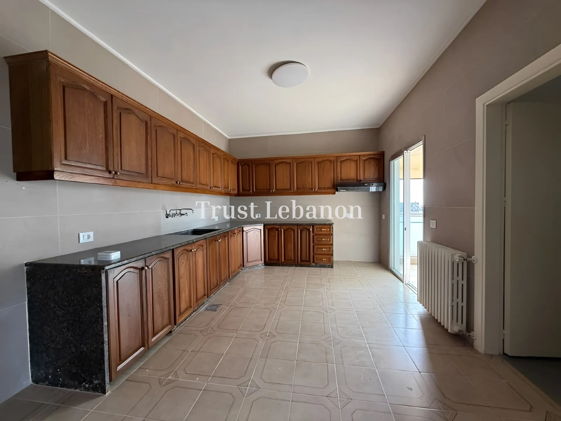Apartment for rent in Ain Saadeh