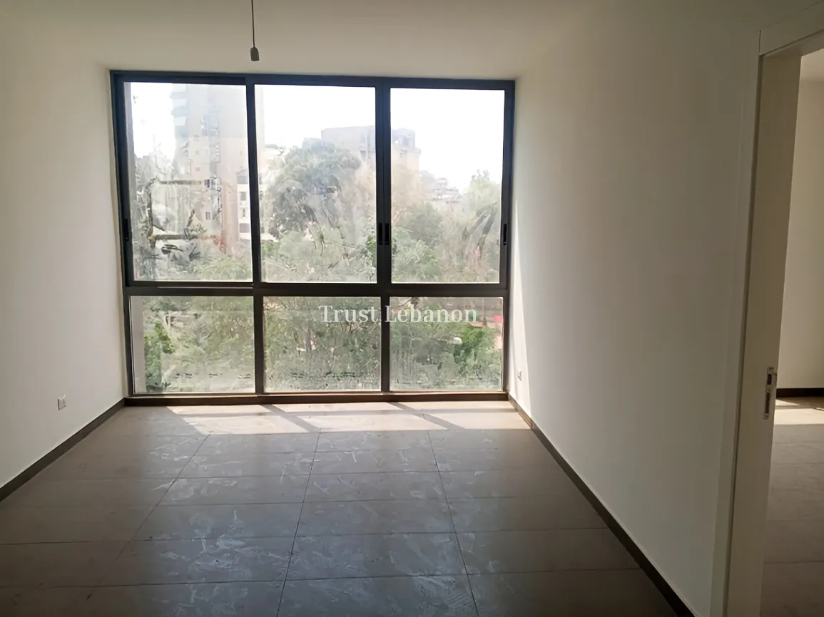 Office for rent in Ain el remmeneh, baabda