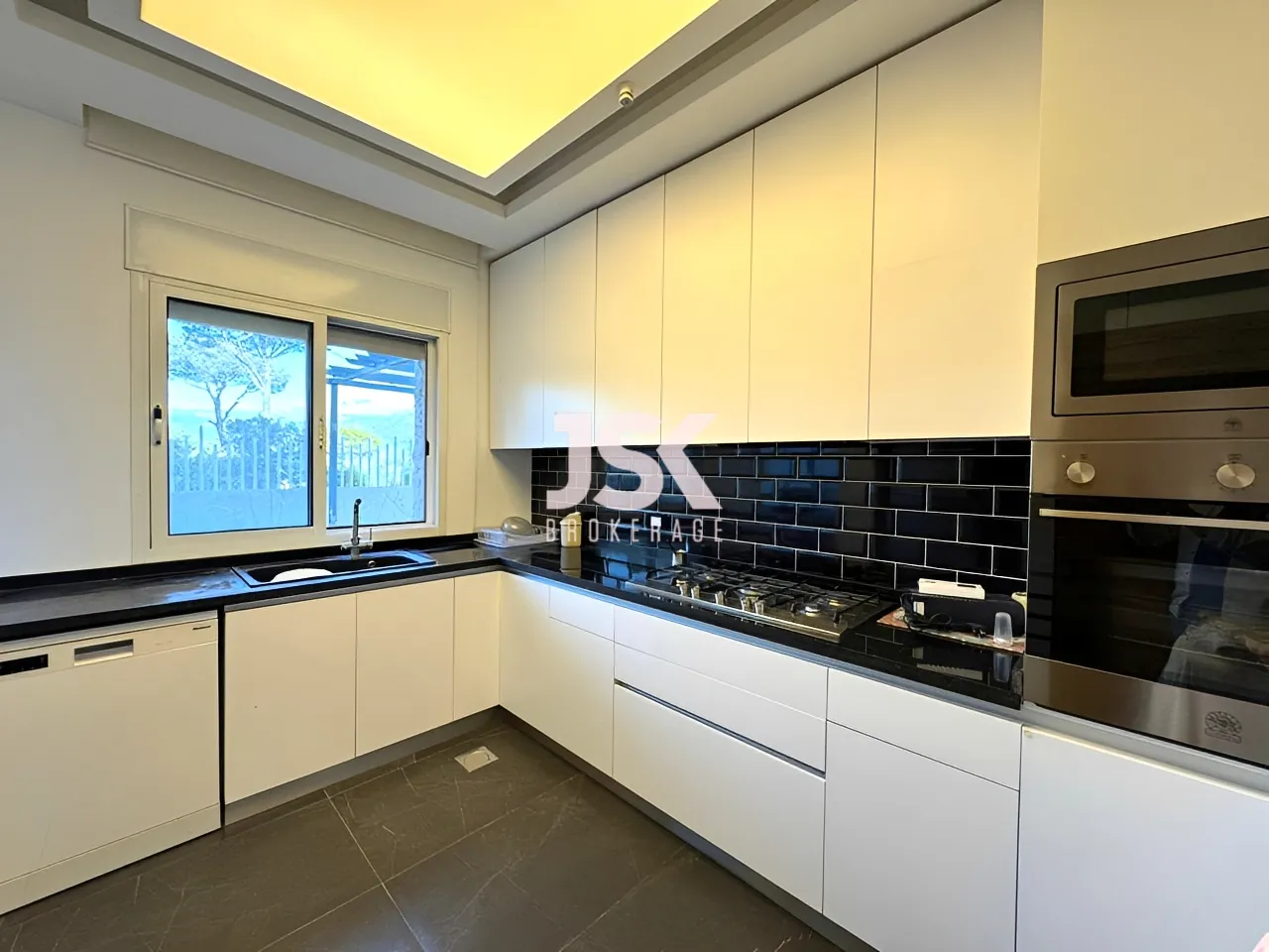 Apartment for Sale in Baabdat