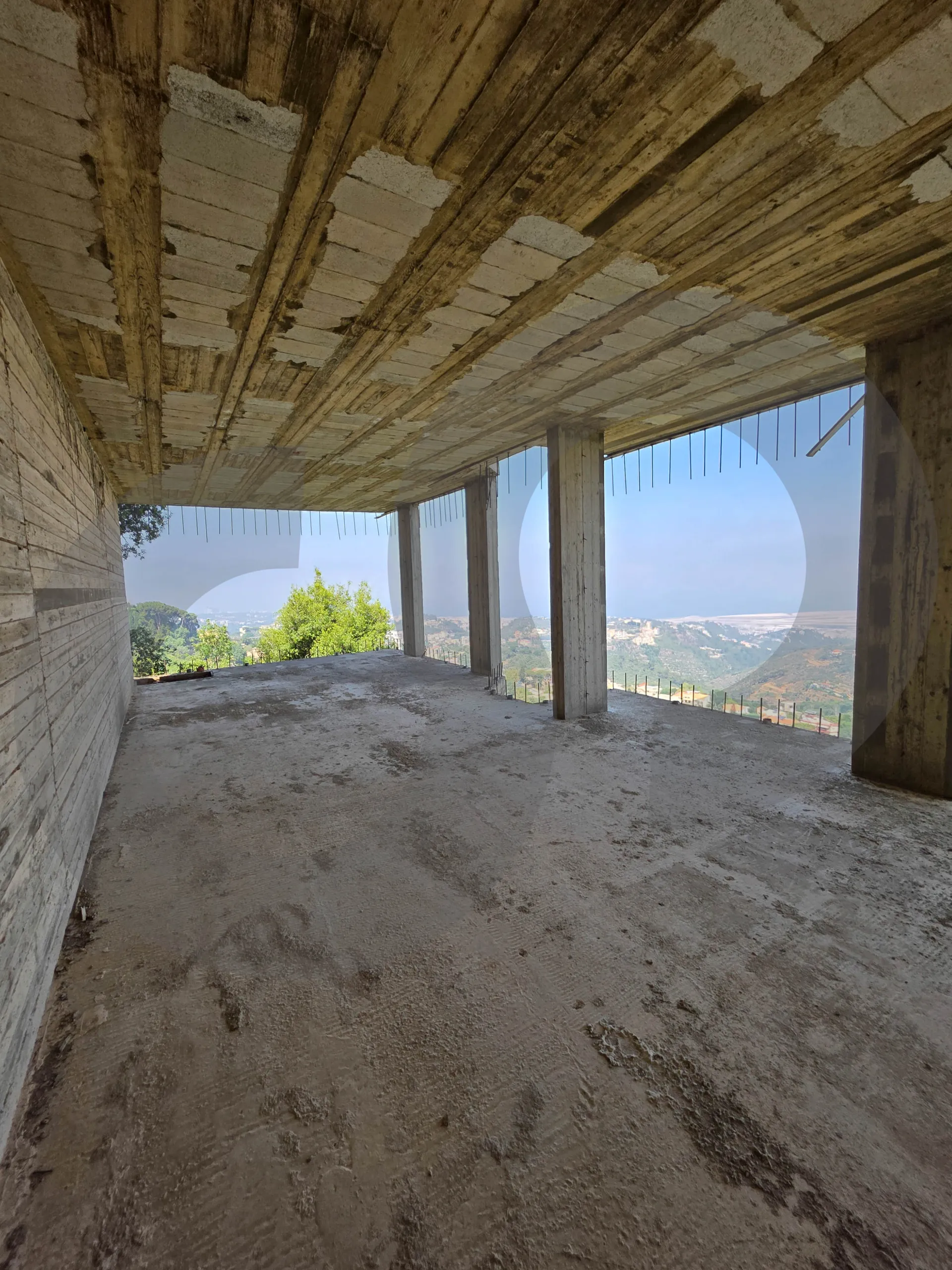 Villa for Sale in Ain Anoub