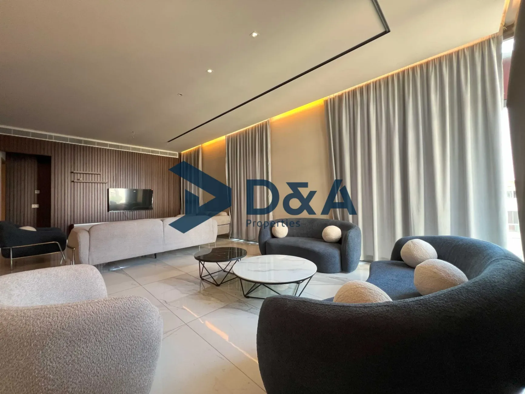 Apartment for rent in Achrafieh, Beirut, Lebanon - 3 bed, 4 bath
