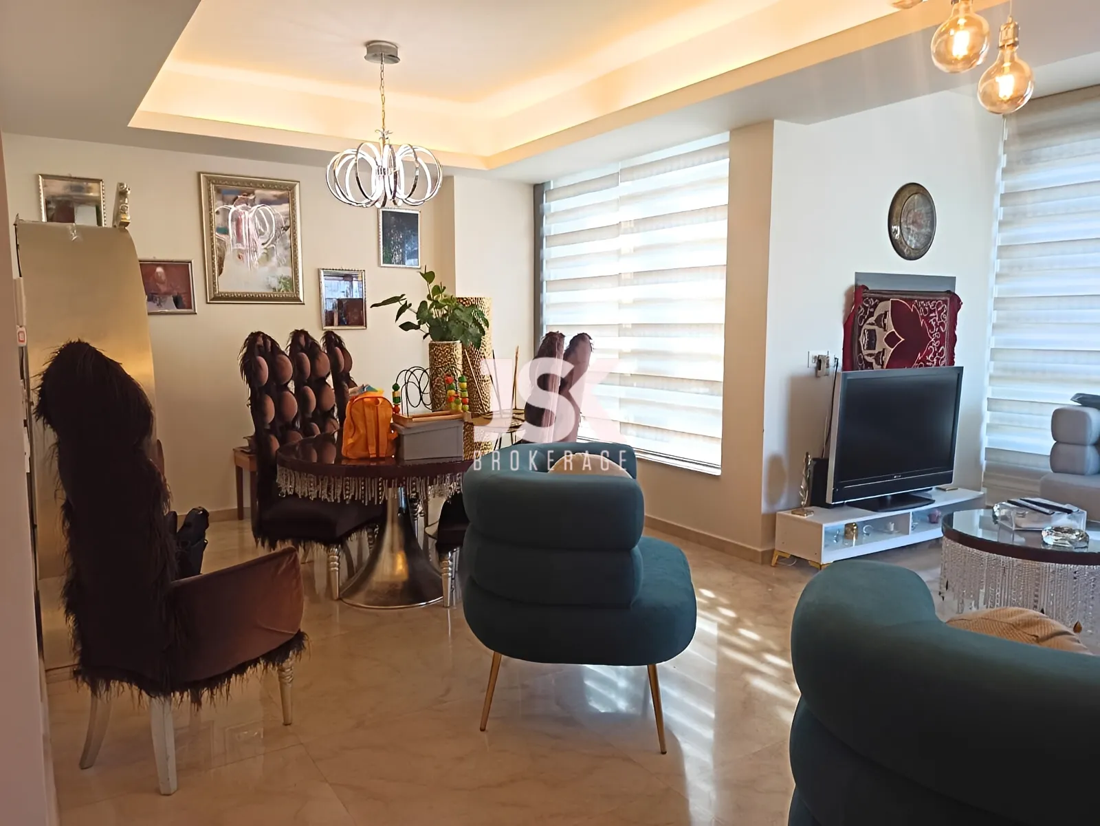 Apartment for Sale in Achrafieh - 2 bed