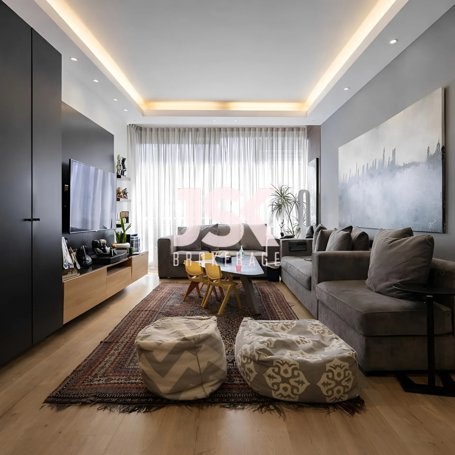 Apartment for Rent in Achrafieh - 2 bed, 3 bath
