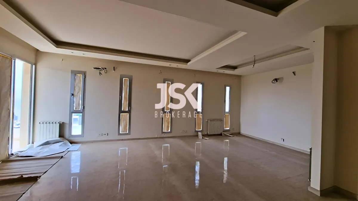 Apartment for Sale in Rabweh, Metn - 3 bed, 4 bath
