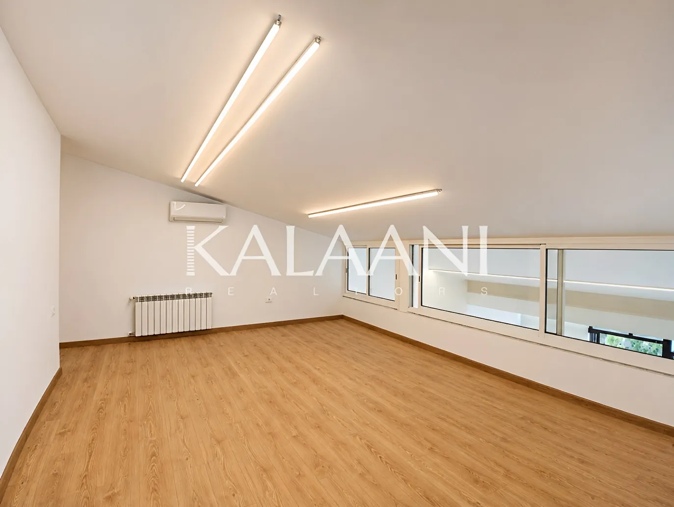 Duplex for rent in Hazmieh