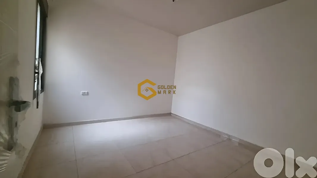 Apartment for Sale in Qornet El Hamra - 2 bed, 2 bath