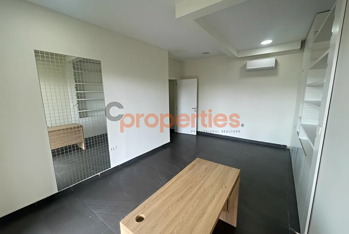 Office for Rent in Saifi Village