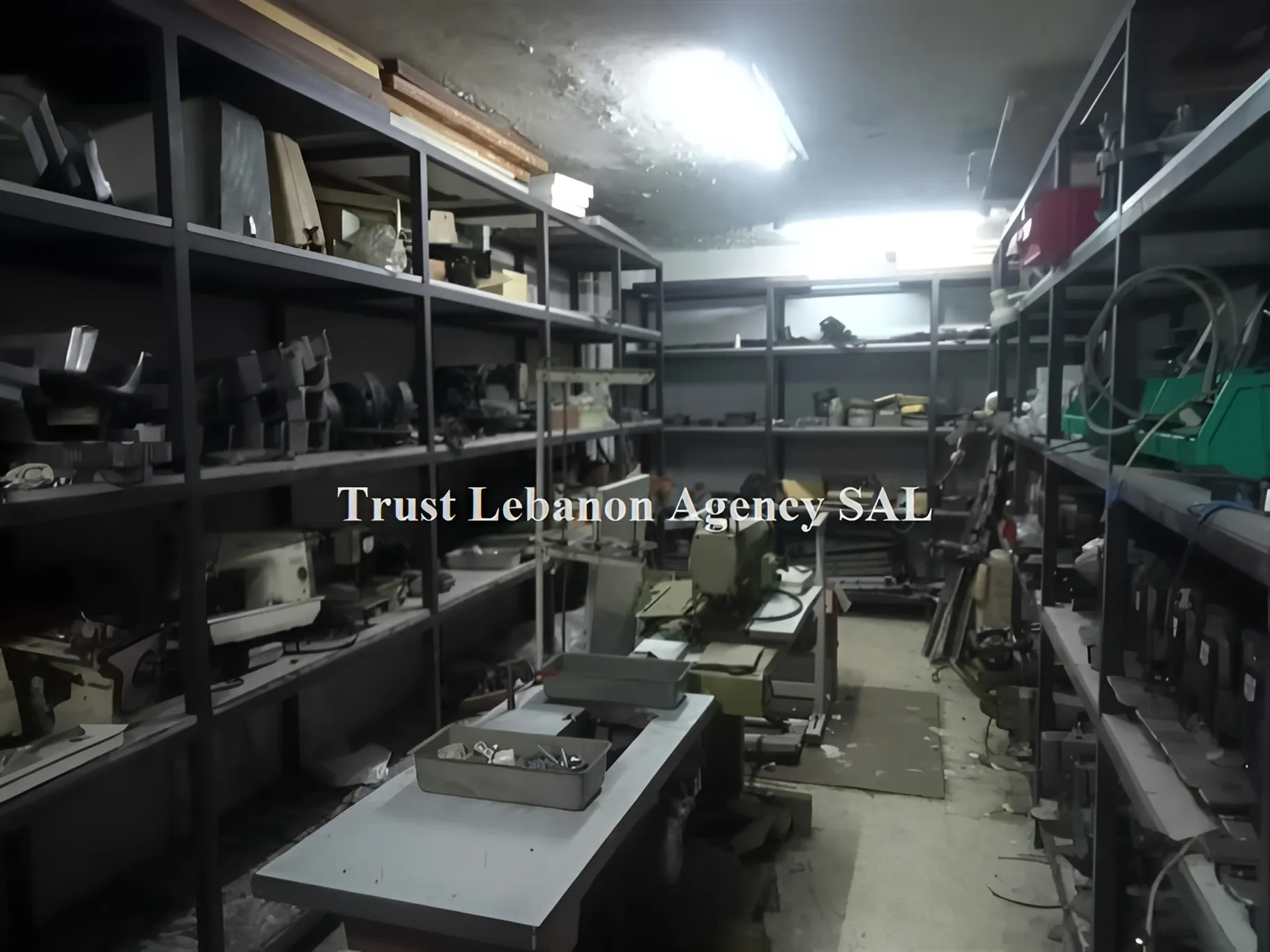 Shop for sale in Metn, Dekweneh