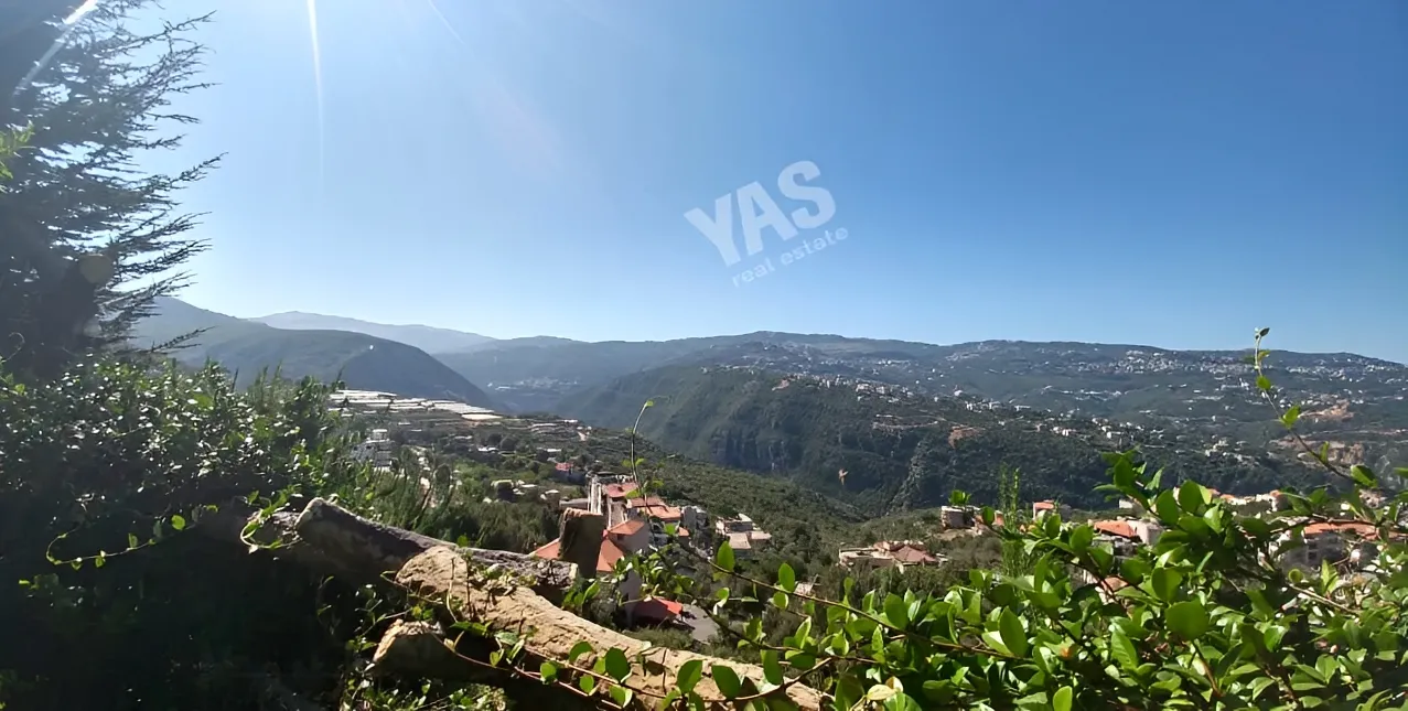 Villa for Sale in Ajaltoun - 5 bed, 6 bath