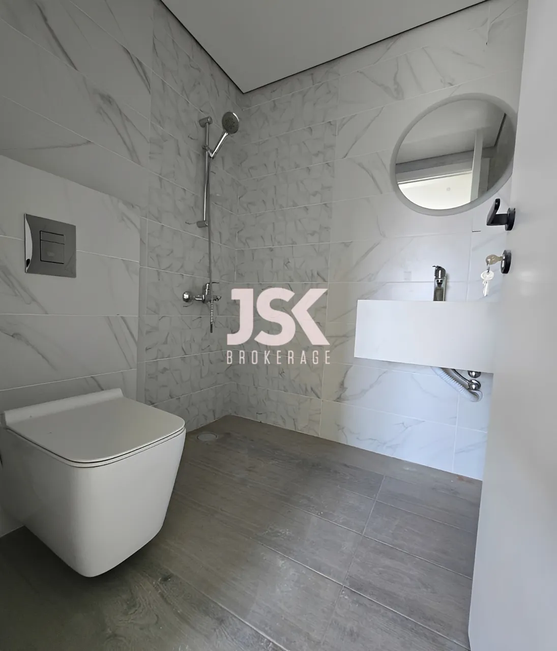 Duplex for Sale in Badaro