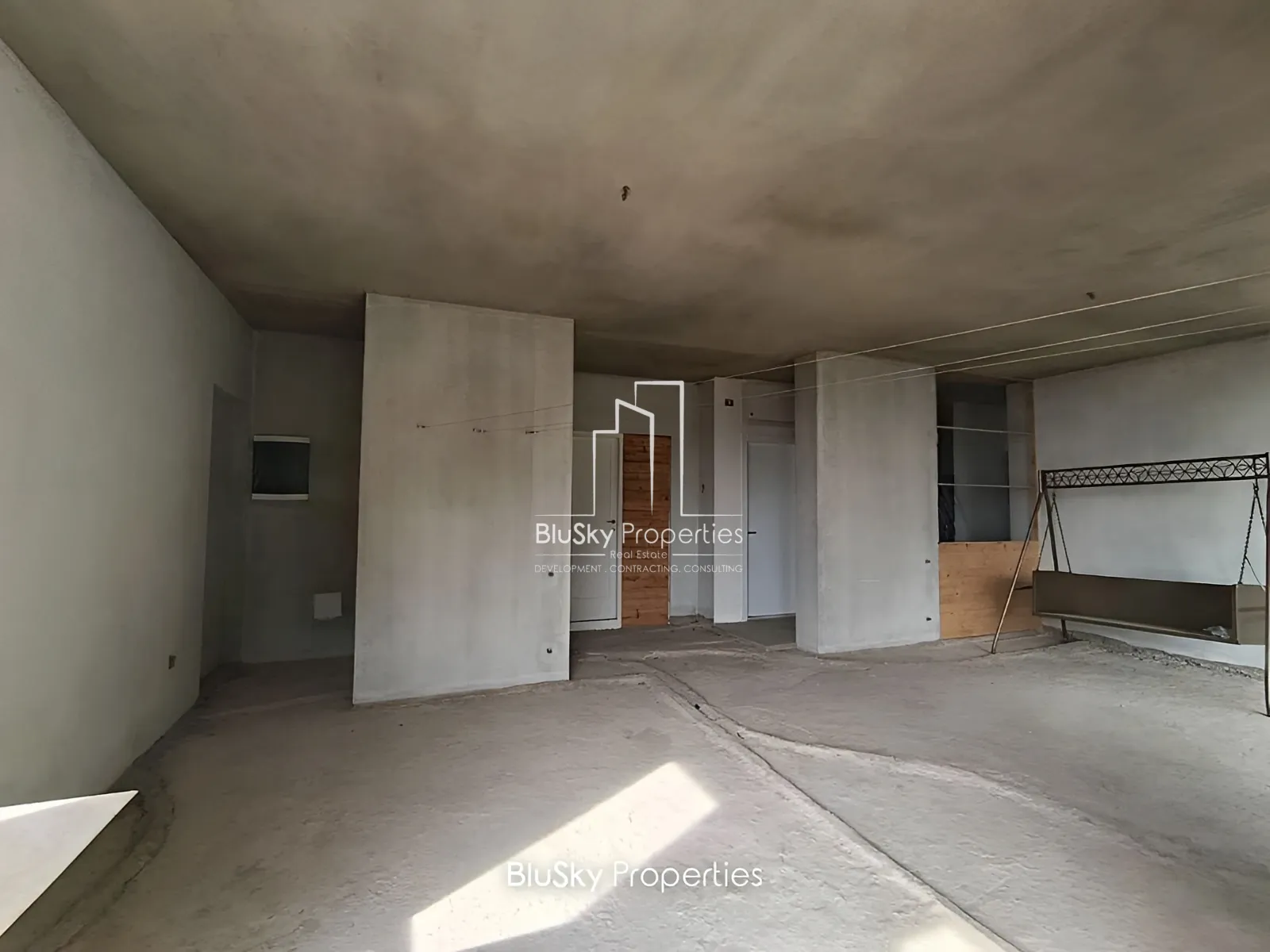 Building for Sale in Ghedress