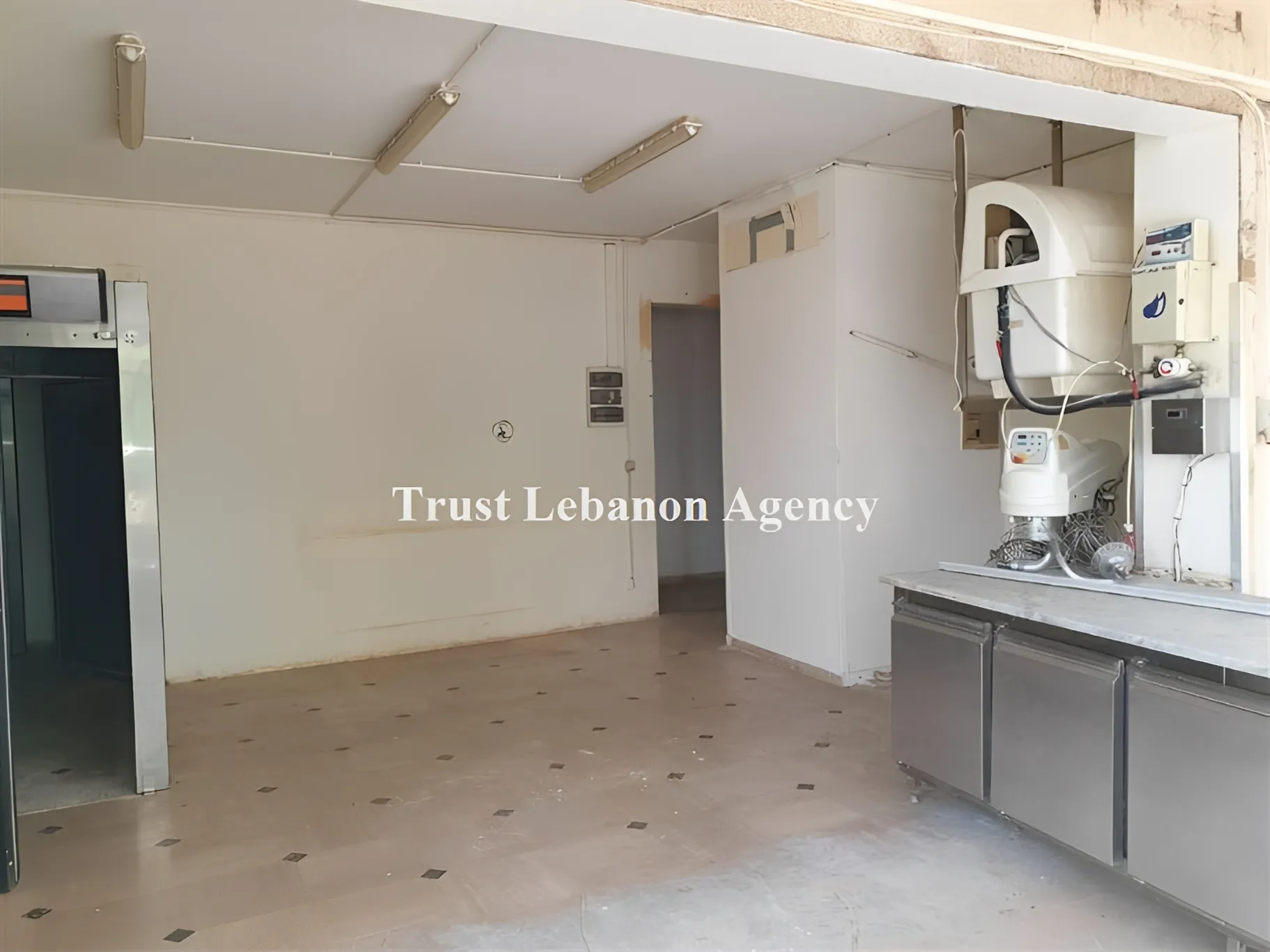 Commercial Property For Sale in Metn, Fanar