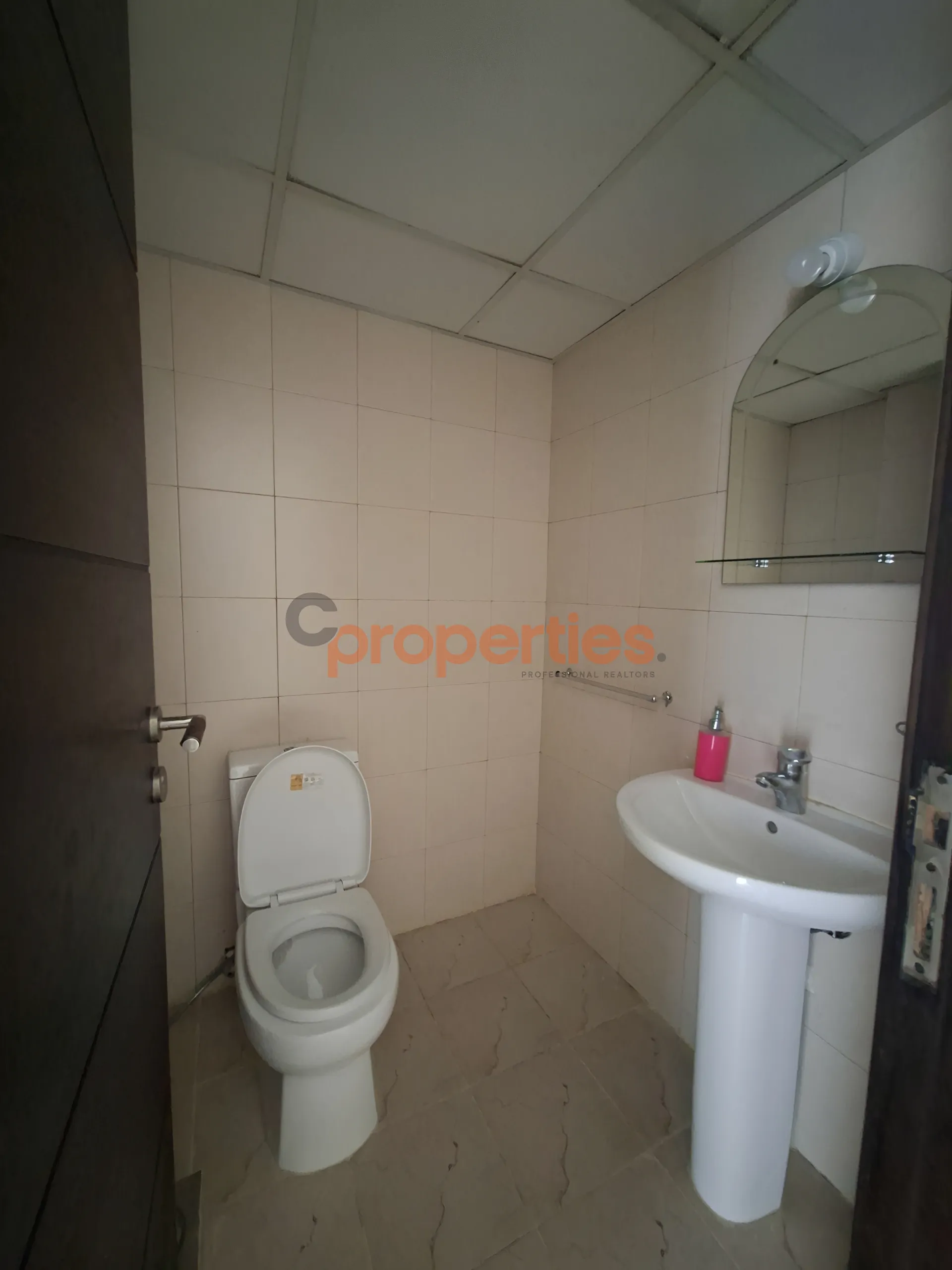 Apartment for Rent in Halat