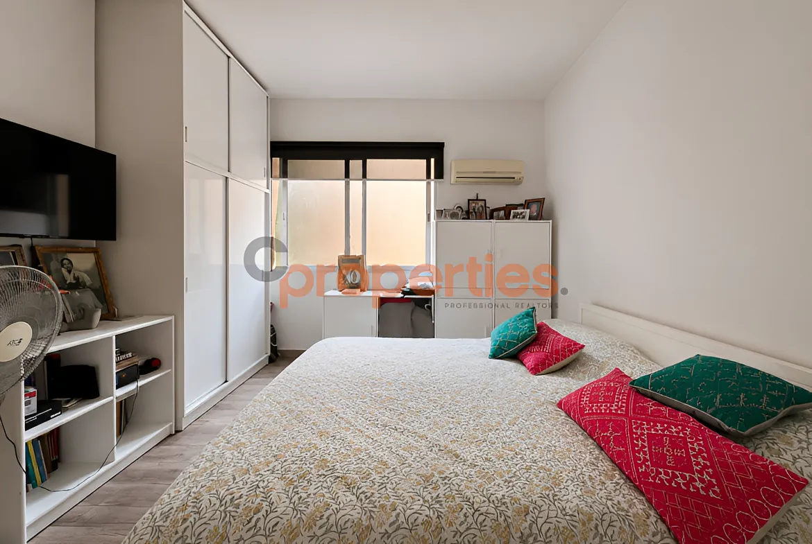 Apartment for Sale in Hamra