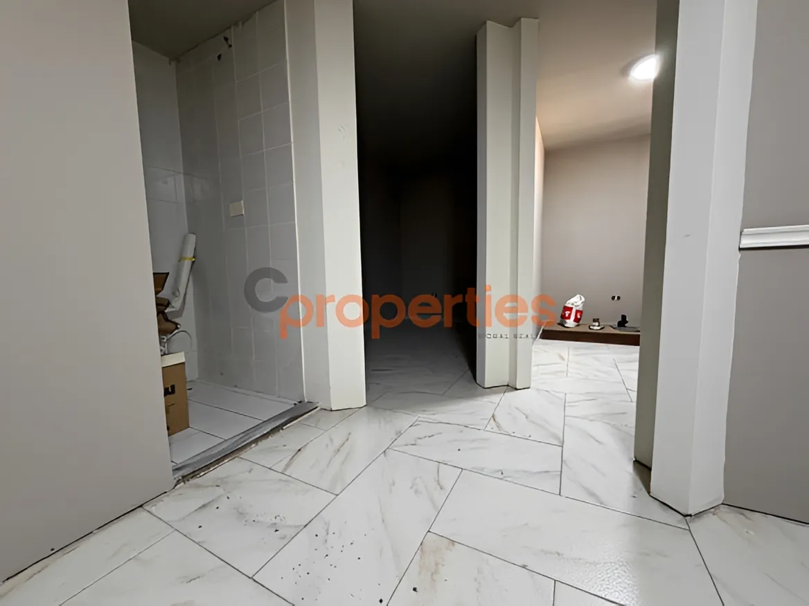 Shop for Rent in Hazmieh