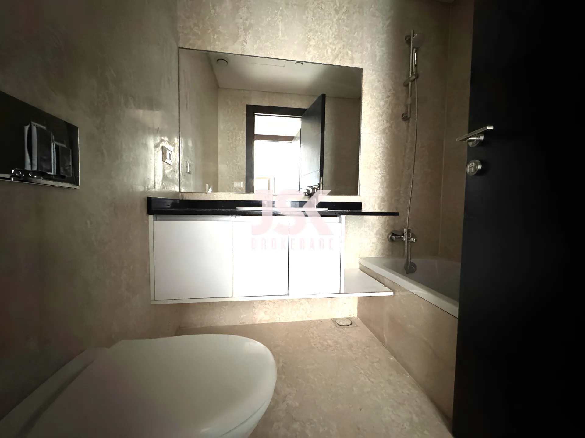 Apartment for Rent in Ras
