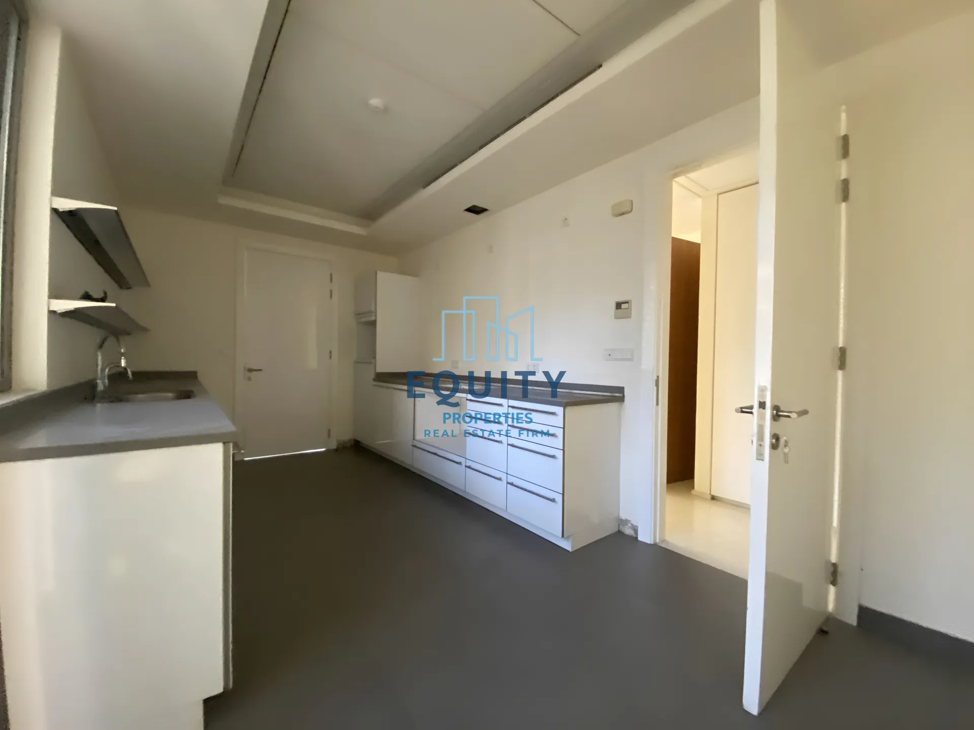 Apartment for Sale in Kraytem