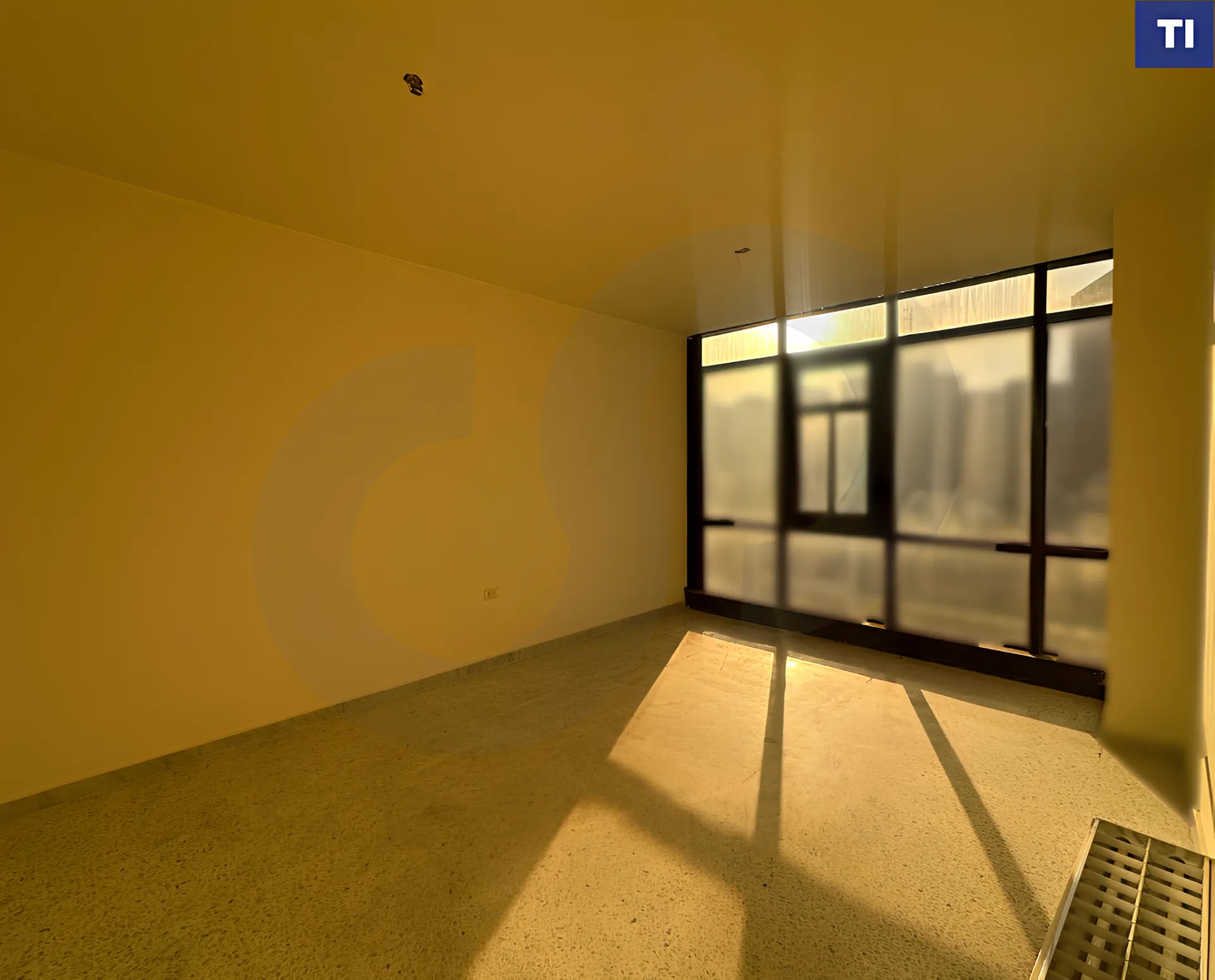 Commercial Property for Rent in Tripoli