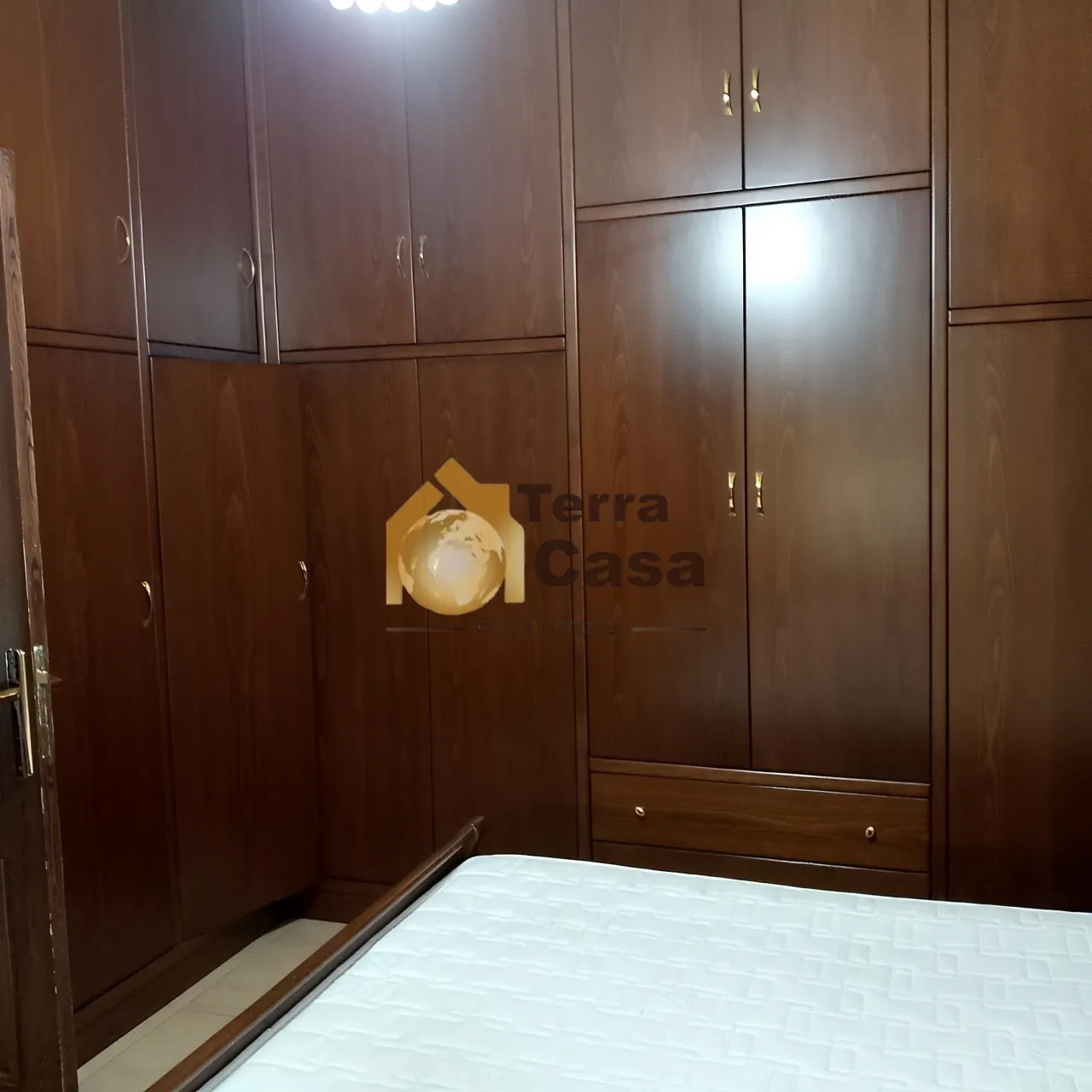 Apartment for Sale in Ain el Ghossein
