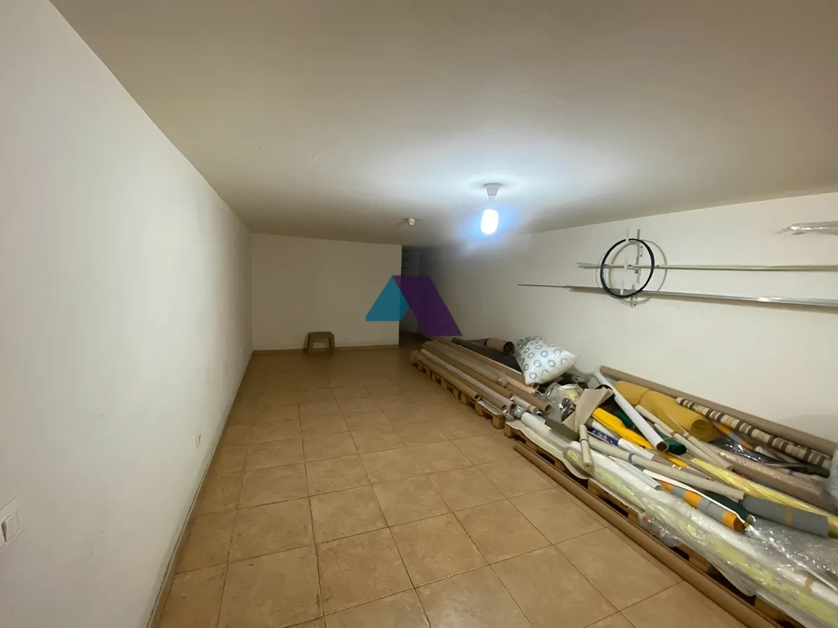 Shop for sale in Zouk Mikael