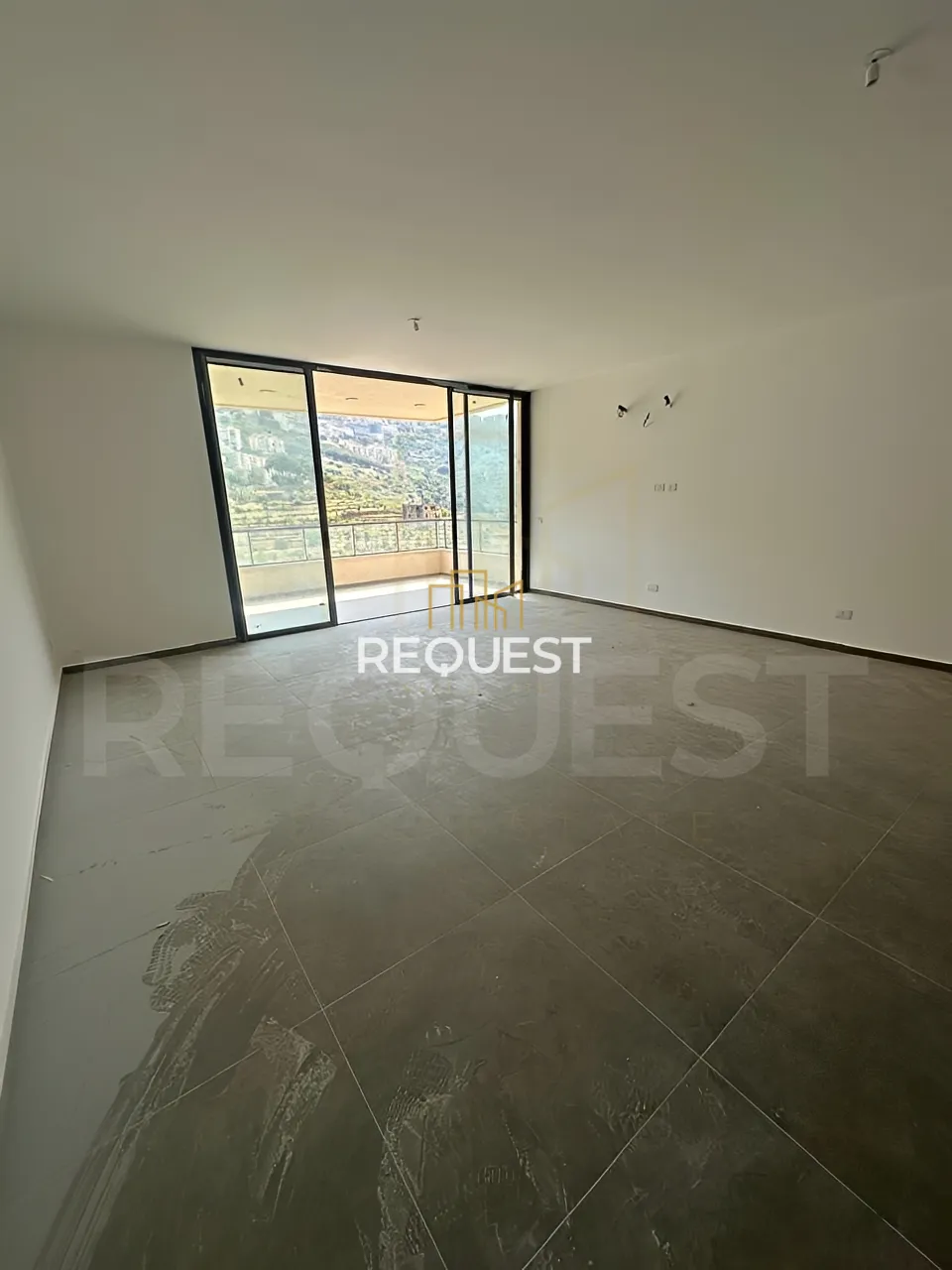 Apartment for rent in Hazmieh, lebanon