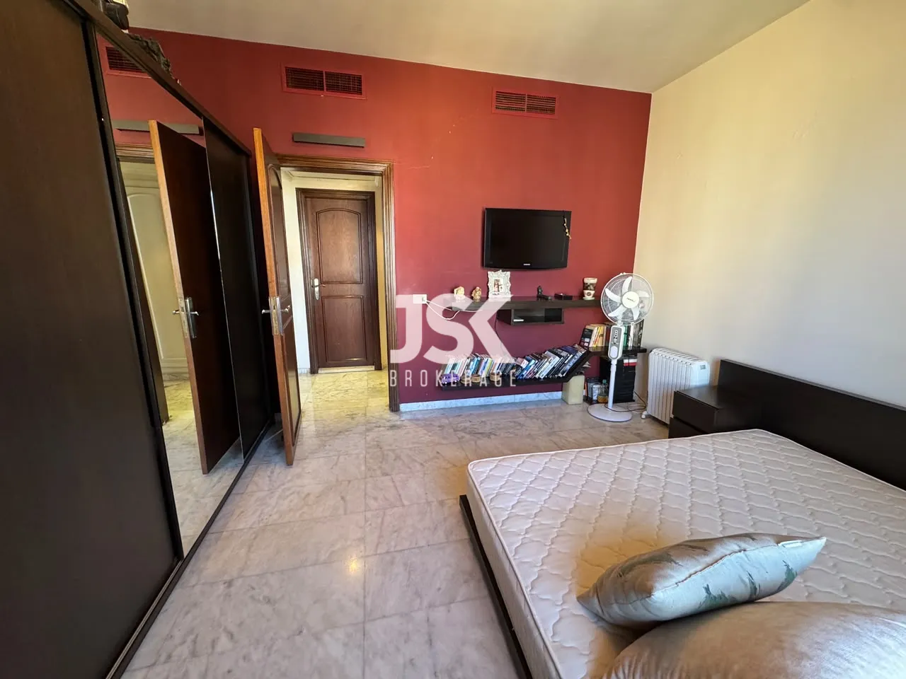 Apartment for Sale in Ras