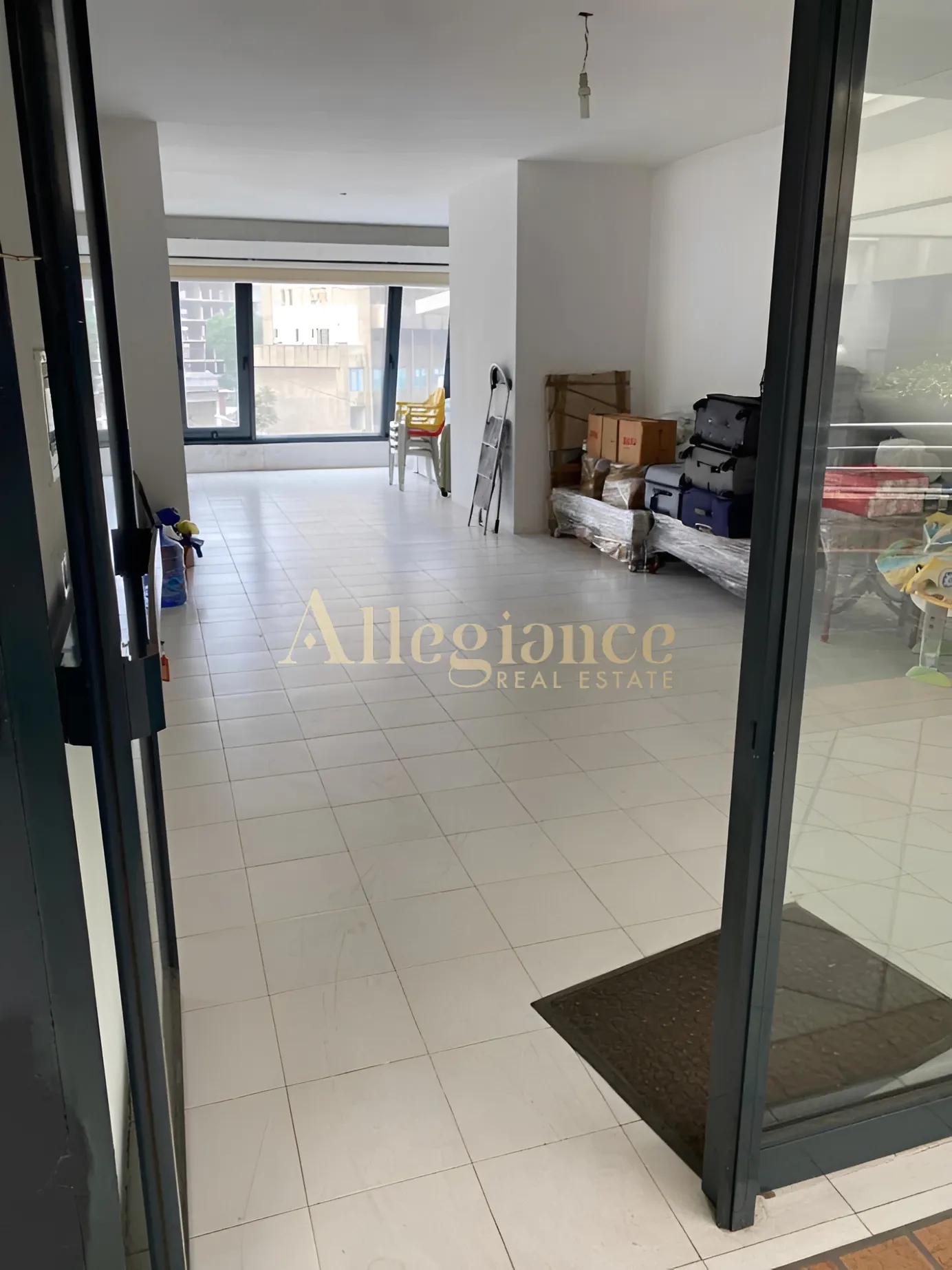 Office for sale in Zalqa