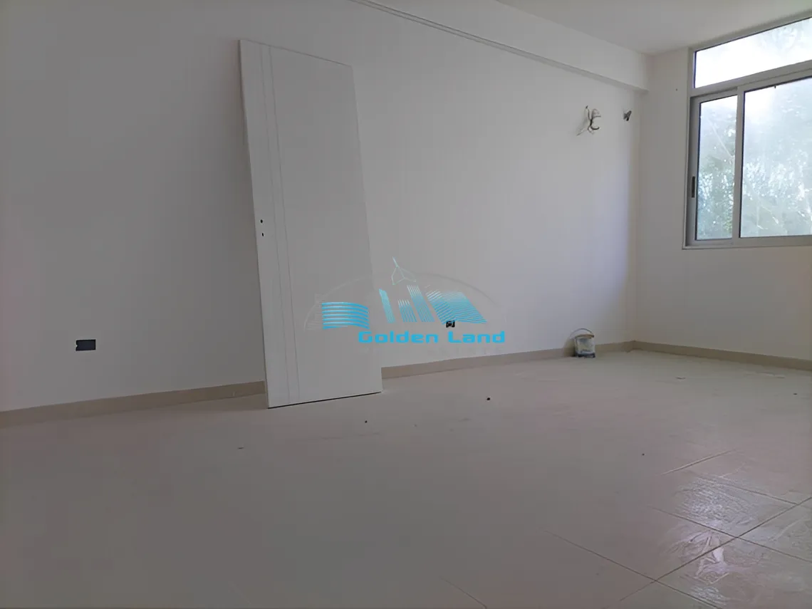 Apartment for Sale in Chouaifet El Aamroussieh, Lebanon - 3 bed, 3 bath