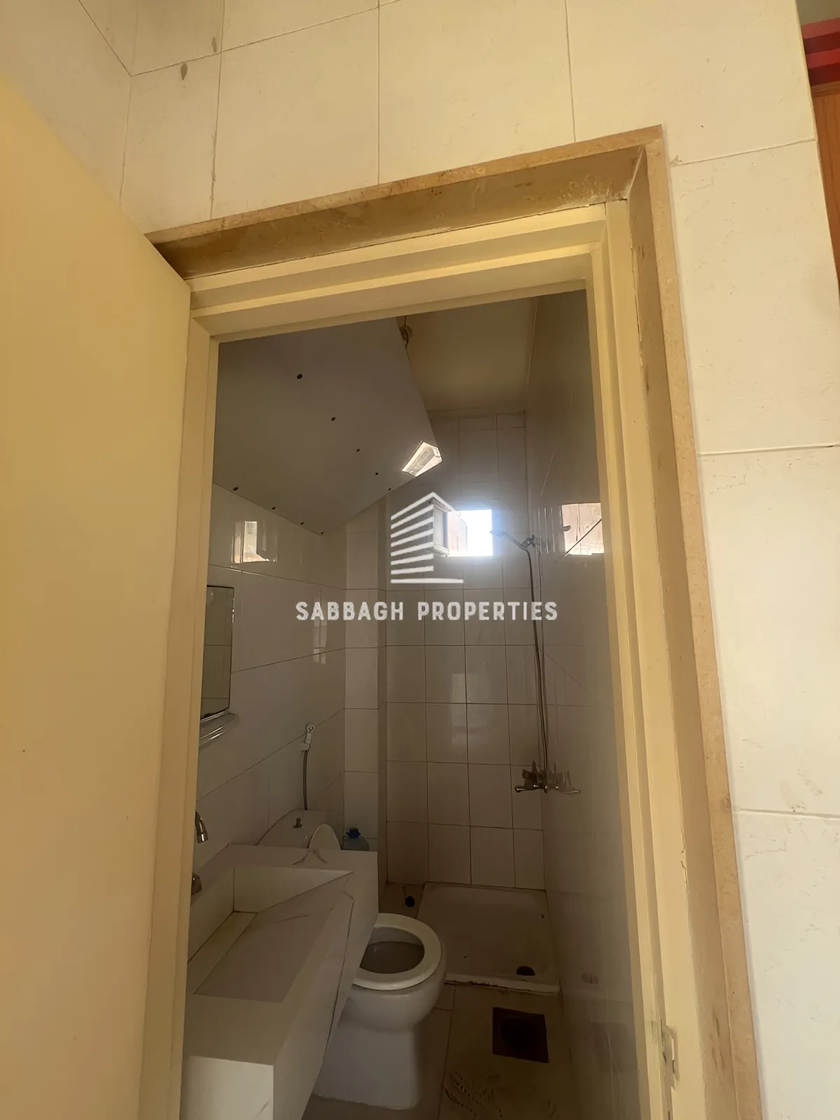 Apartment for rent in Hamra, beirut, lebanon - 3 bed, 2.0 bath