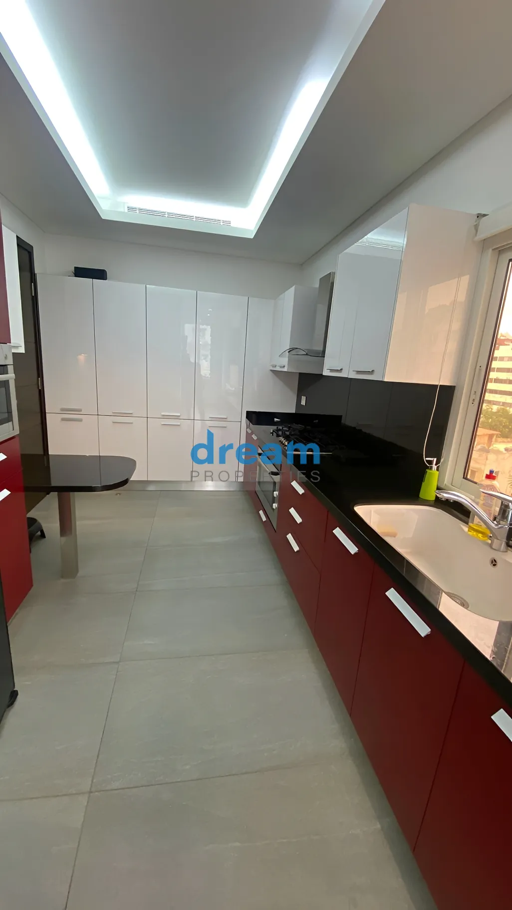 Apartment for sale in Horch Tabet
