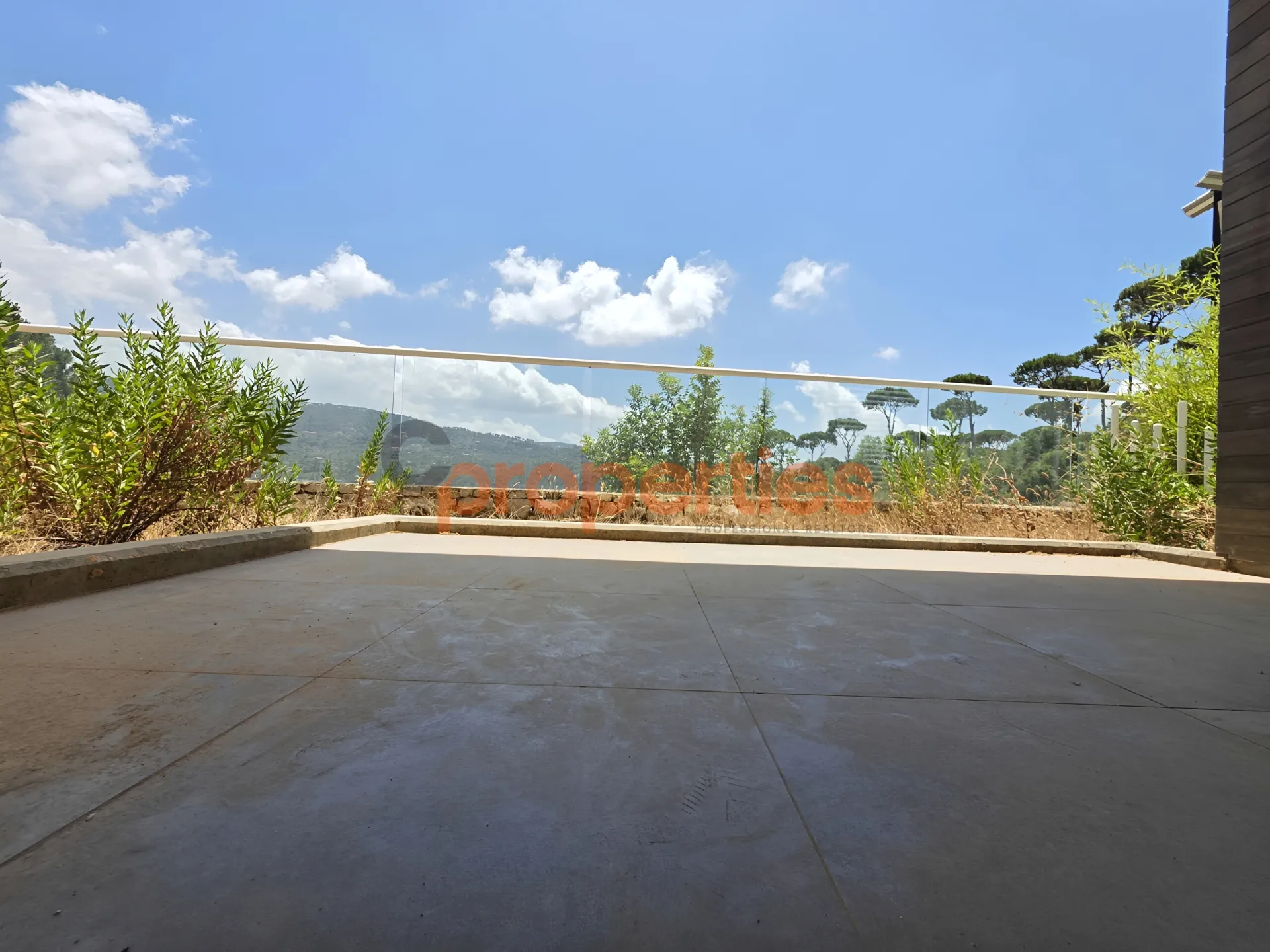 Apartment for Sale in Baabdat