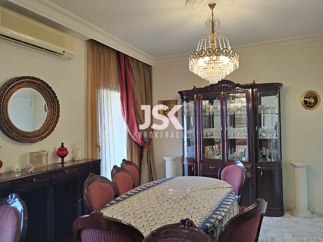 Villa for Sale in Haret Sakher