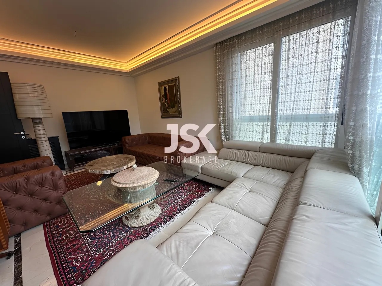 Apartment for Sale in Ras Beirut - 3 bed, 4 bath