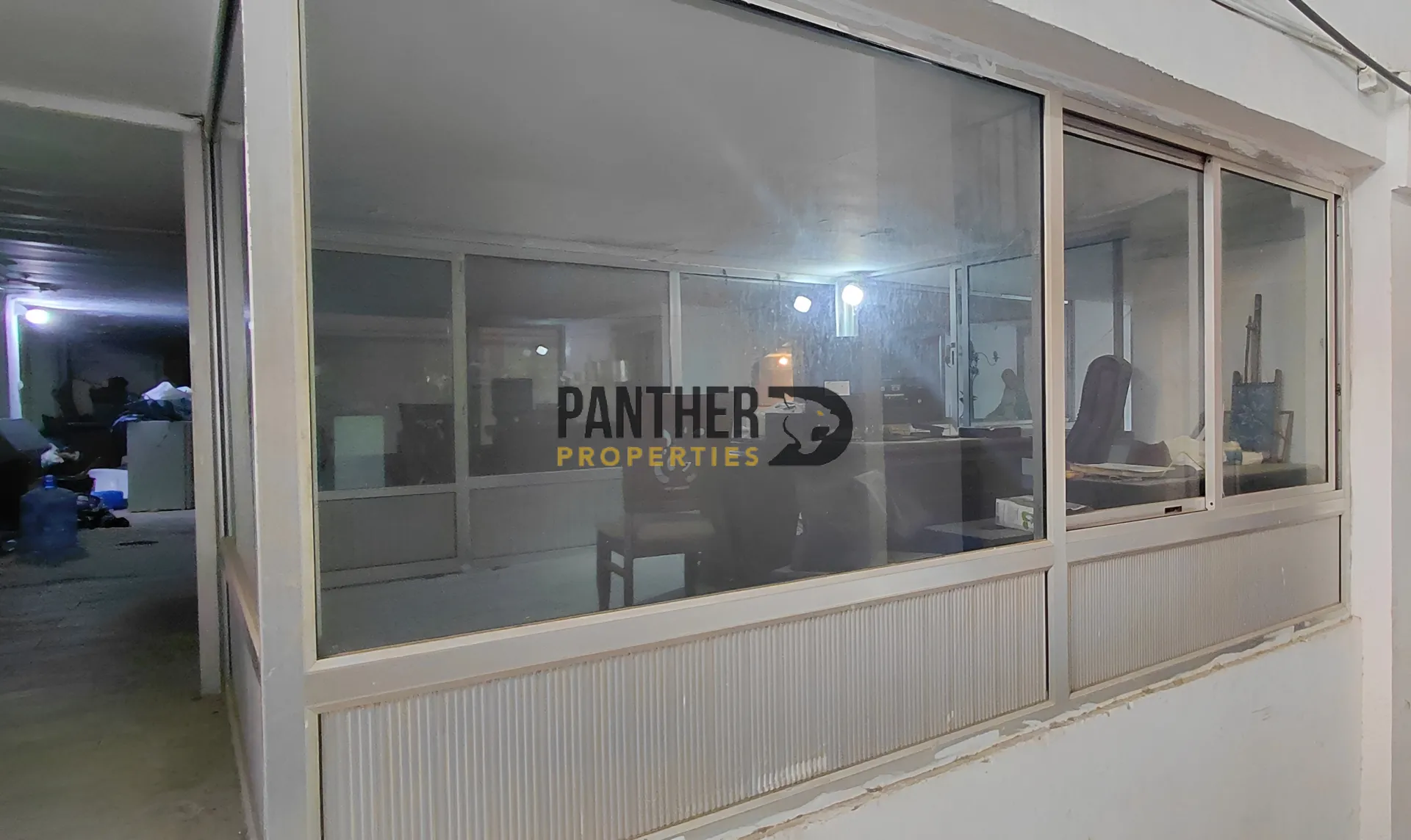 Warehouse for sale in Dekwaneh