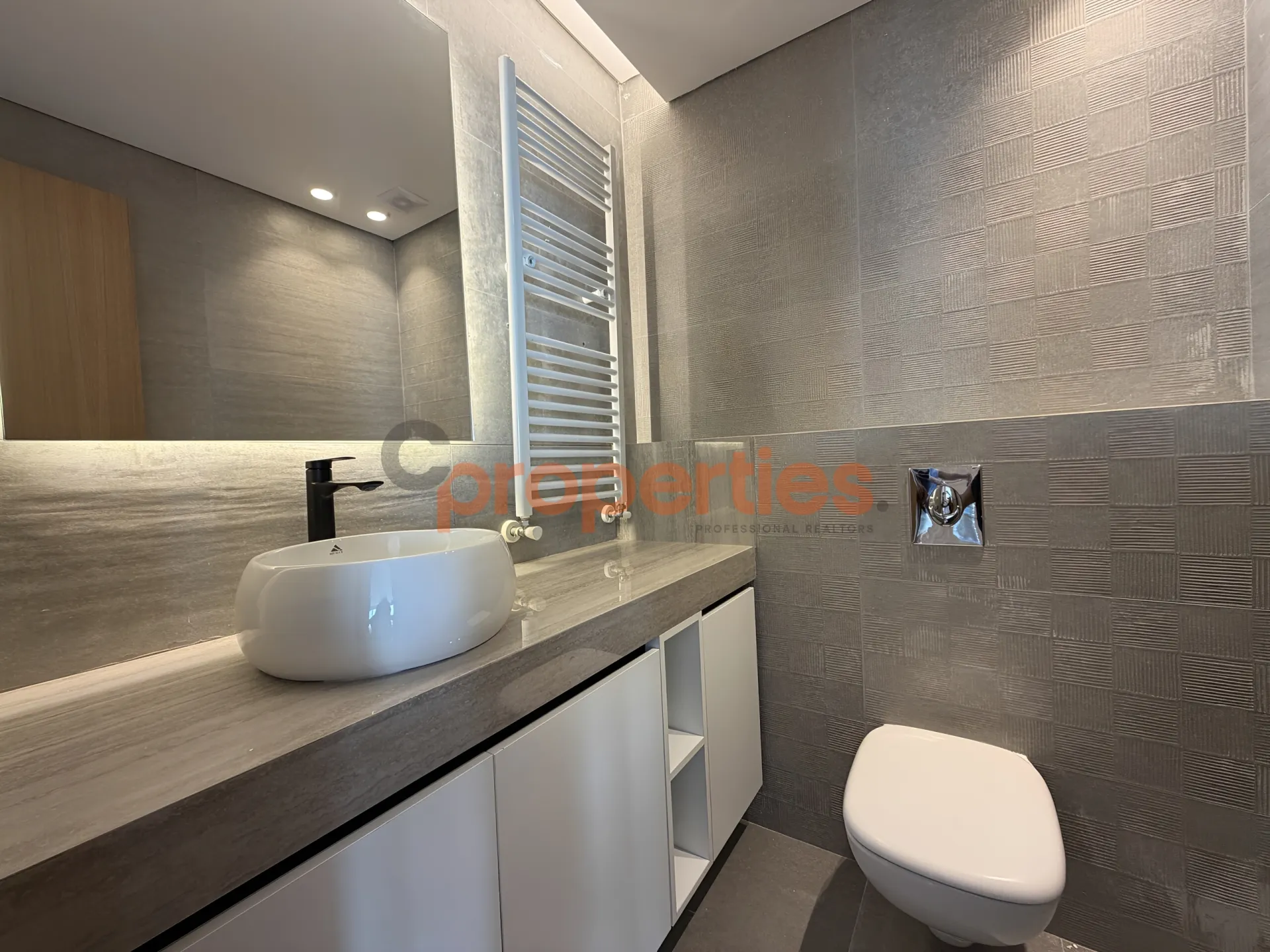 Apartment for Sale in Kafr