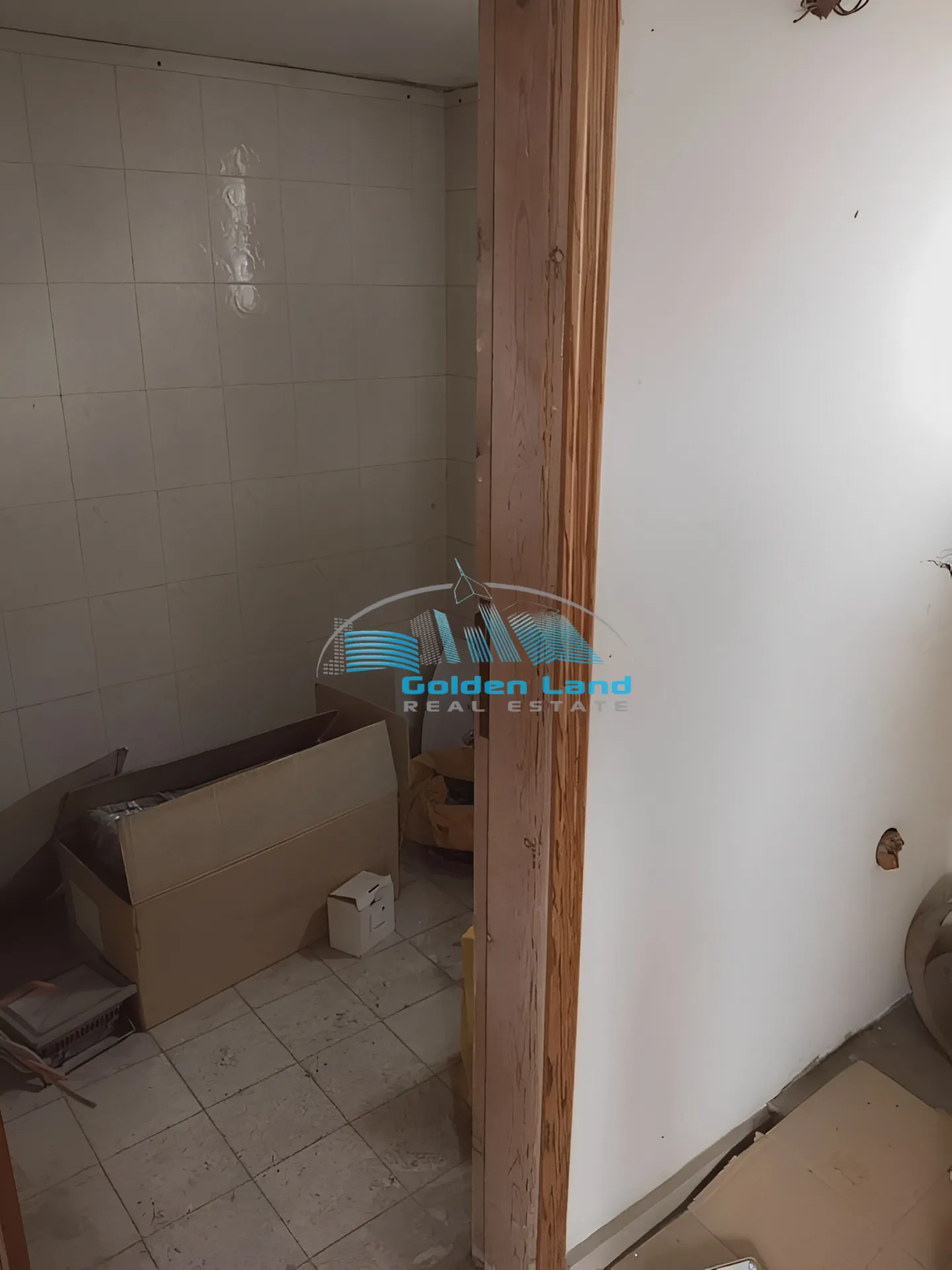 Office for sale in Jdeideh
