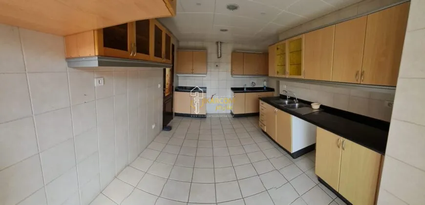 Apartment for Sale in Aley, Aley, Lebanon