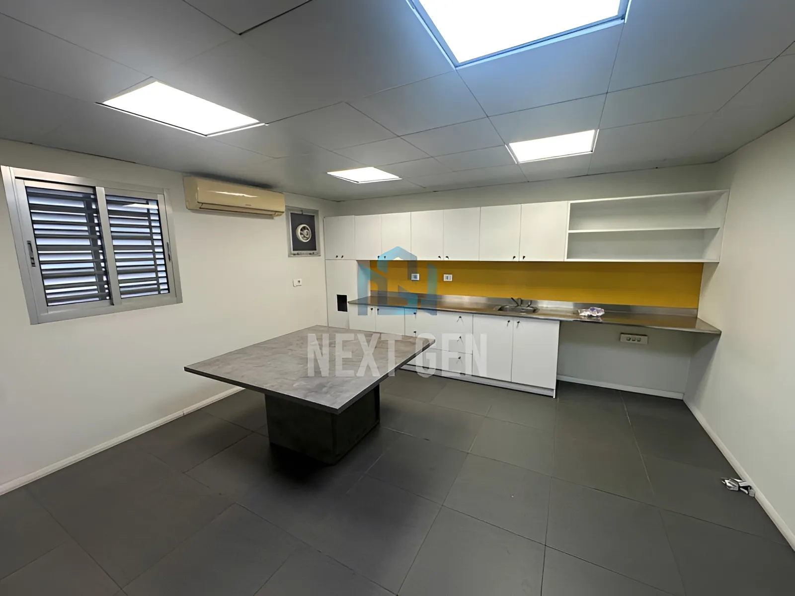 Office for Rent in Sin El Fil