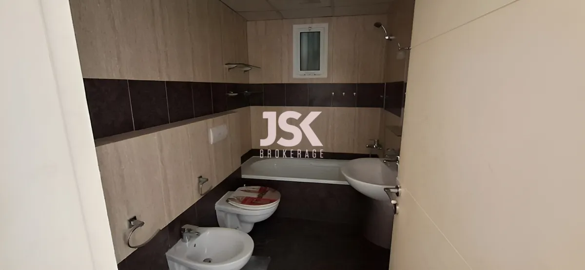 Apartment for Sale in Qornet El Hamra, Lebanon